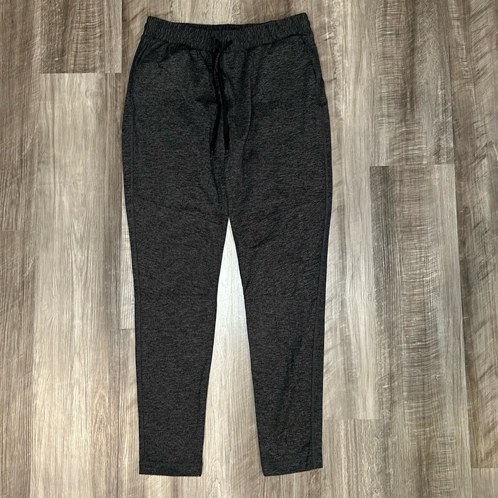 Outdoor Voices Joggers - Medium